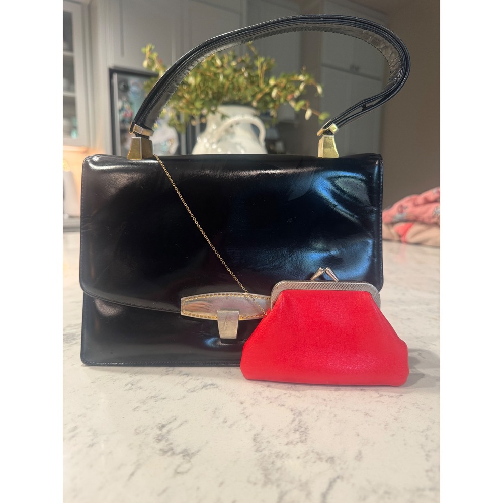Vintage Koret Black Genuine Leather Handbag Red Interior w/Attached Coin Purse.